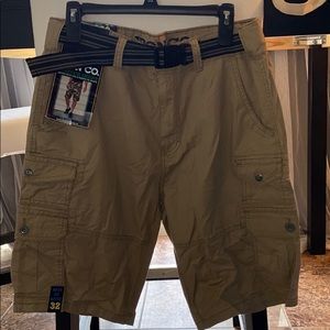 32 Iron co. Stretch short